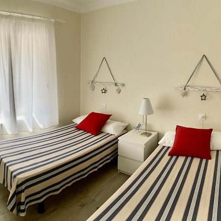 Apartament Grifeu Llança Exteriér fotografie